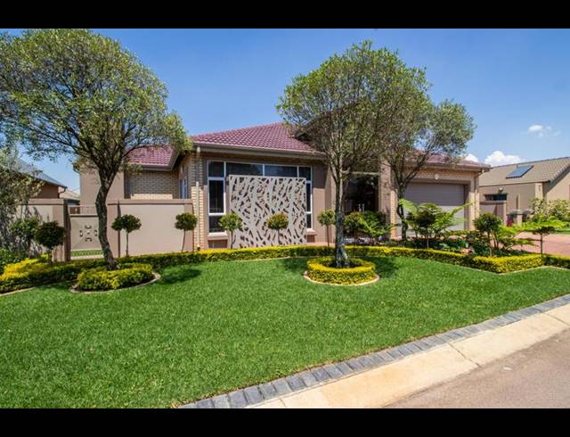 3 BEDROOM HOUSE FOR SALE IN RETIRE AT MIDSTREAM